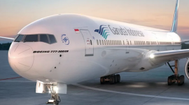 Pesawat Garuda Indonesia dan Pelita Air di apron bandara, simbol rencana merger yang masih digodok. (Dok. garuda-indonesia.com)