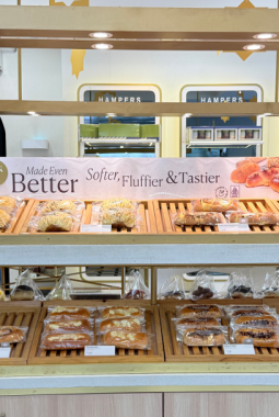 Program Sosial The Harvest Berbagi Paket Lebaran bagi Anak Yatim Sekaligus Ekspansi Inovasi Produk Terkini